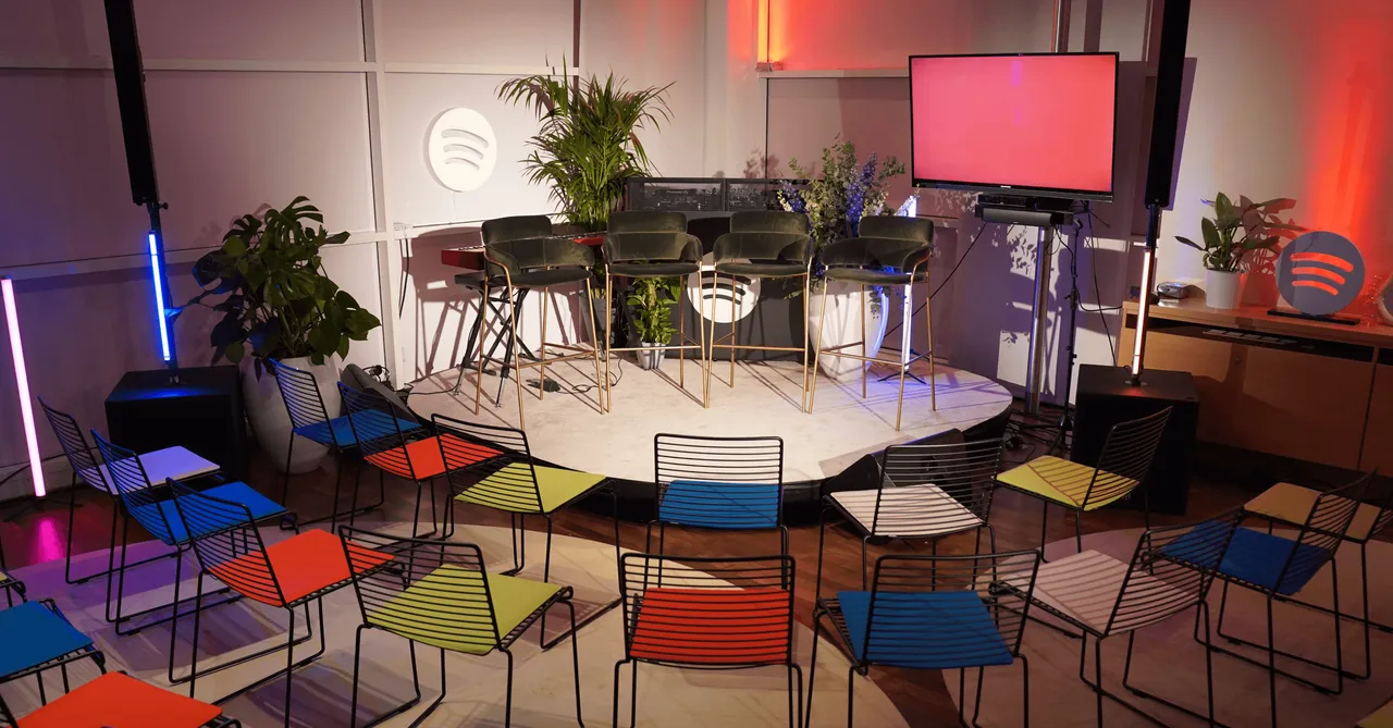 Image of Schach zu Dritt